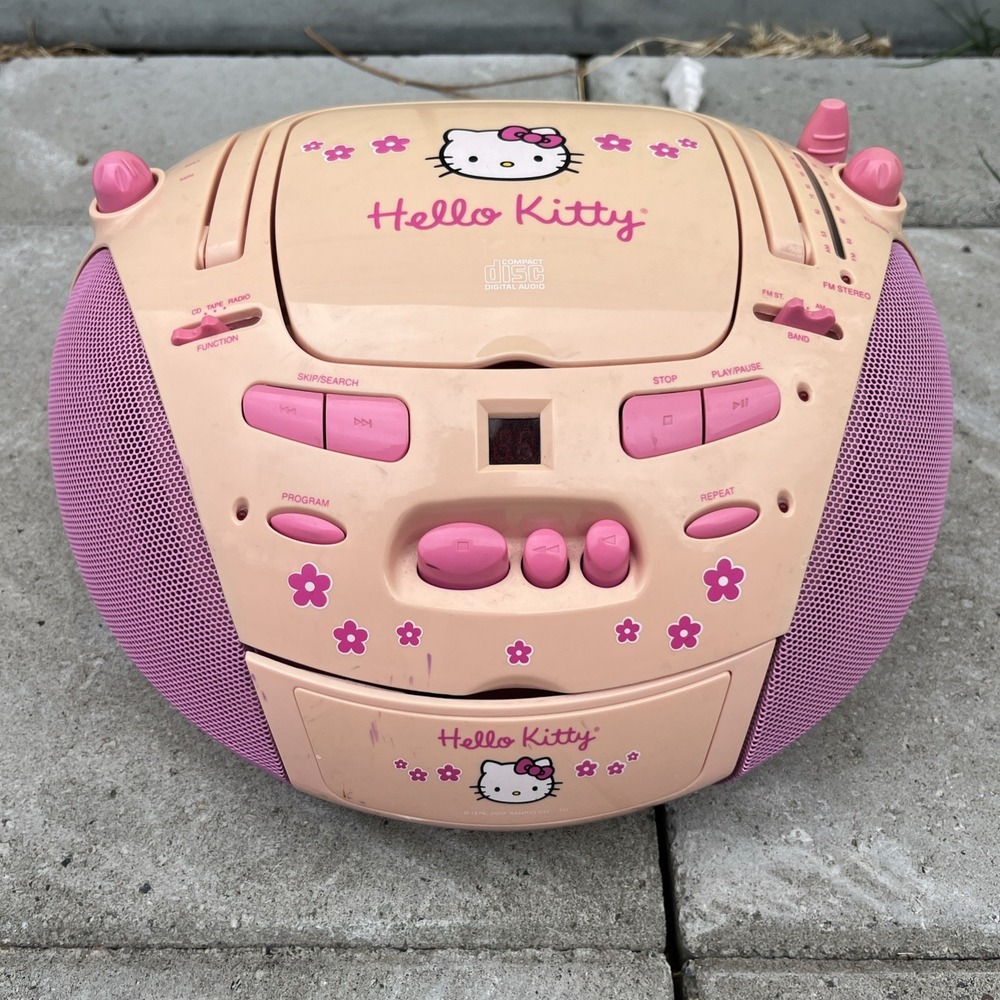 Hello Kitty CD Cassette Tape & AM/FM Stereo Radio Boombox PARTS